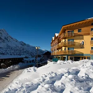 Otel Delle Alpi ****
